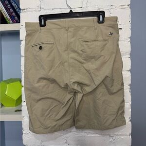 Castaway‎ Nylon Blend Men's Tan Shorts Size 34